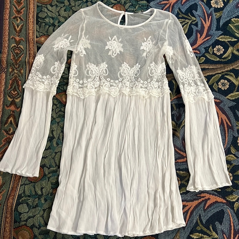 White Lace Bohemian mini dress sz Medium